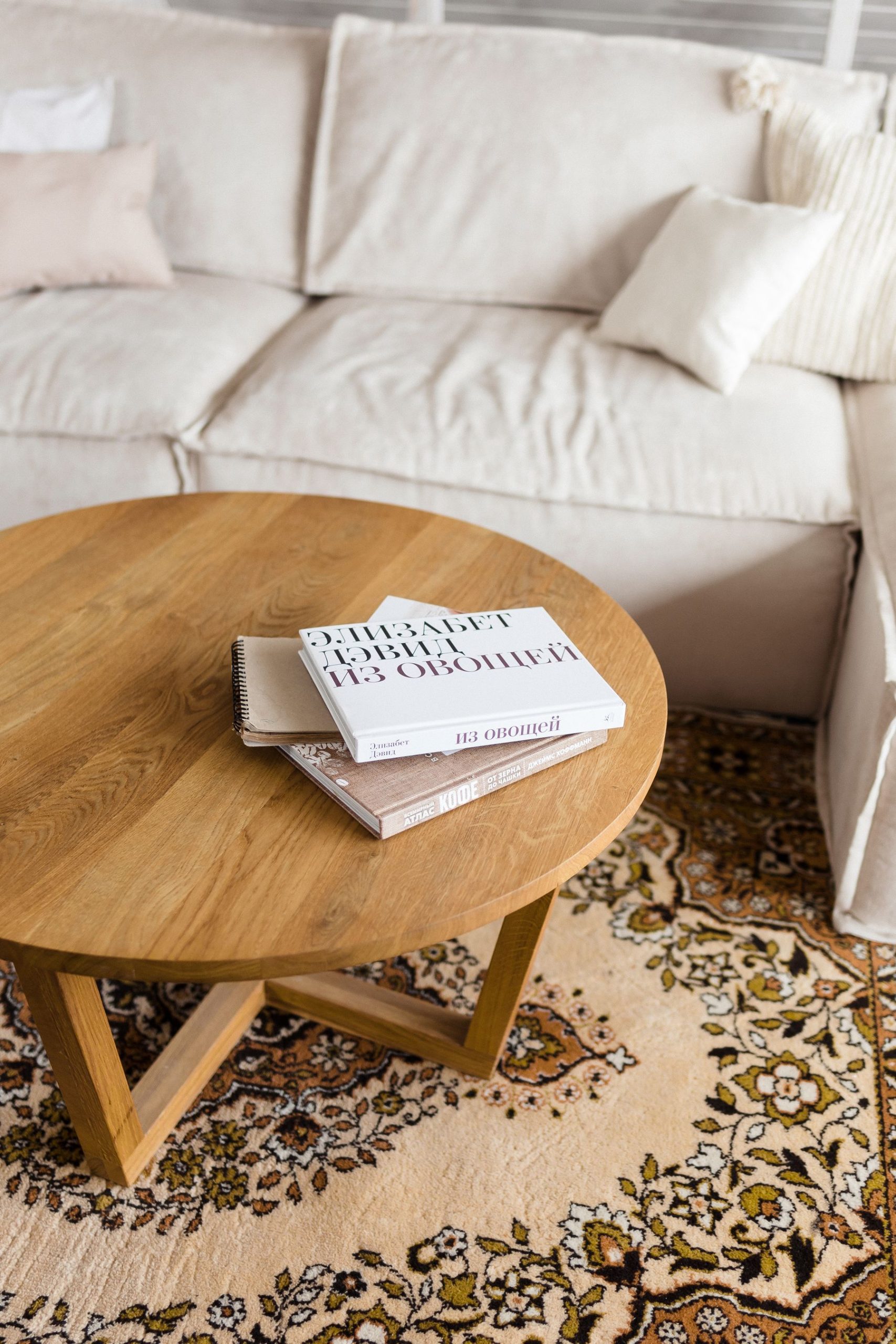 Стол журнальный — изображение 4